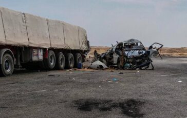 Egitto tragico scontro tra minibus e camion al Cairo 10 morti e 24 feriti 364x230