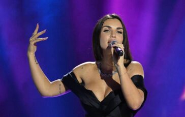 Elettra Lamborghini problemi di salute Non sto bene potrei annullare ogni impegno 364x230