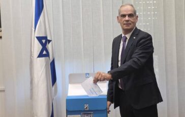 Elezioni Israele ambasciatore in Italia Jonathan Peled Prevedo alta affluenza alle urne probabile un testa a testa 364x230