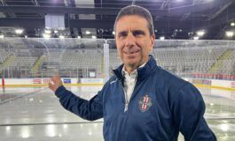 Esordio alla milanese Fiera Ice Arena del Milano Hockey Club 265x160