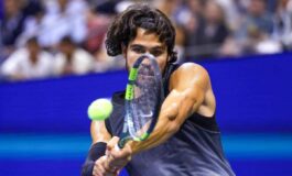 Esordio vincente per Alcaraz a Tokyo Michelsen ko in tre set affrontera Arnaldi al 2° turno 265x160
