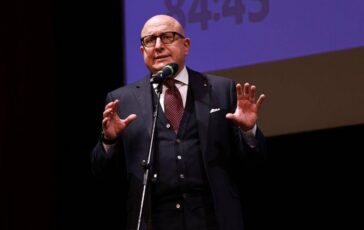 Ex vicepresidente Regione siciliana Gaetano Armao indagato per corruzione Procura chiede arresto 364x230