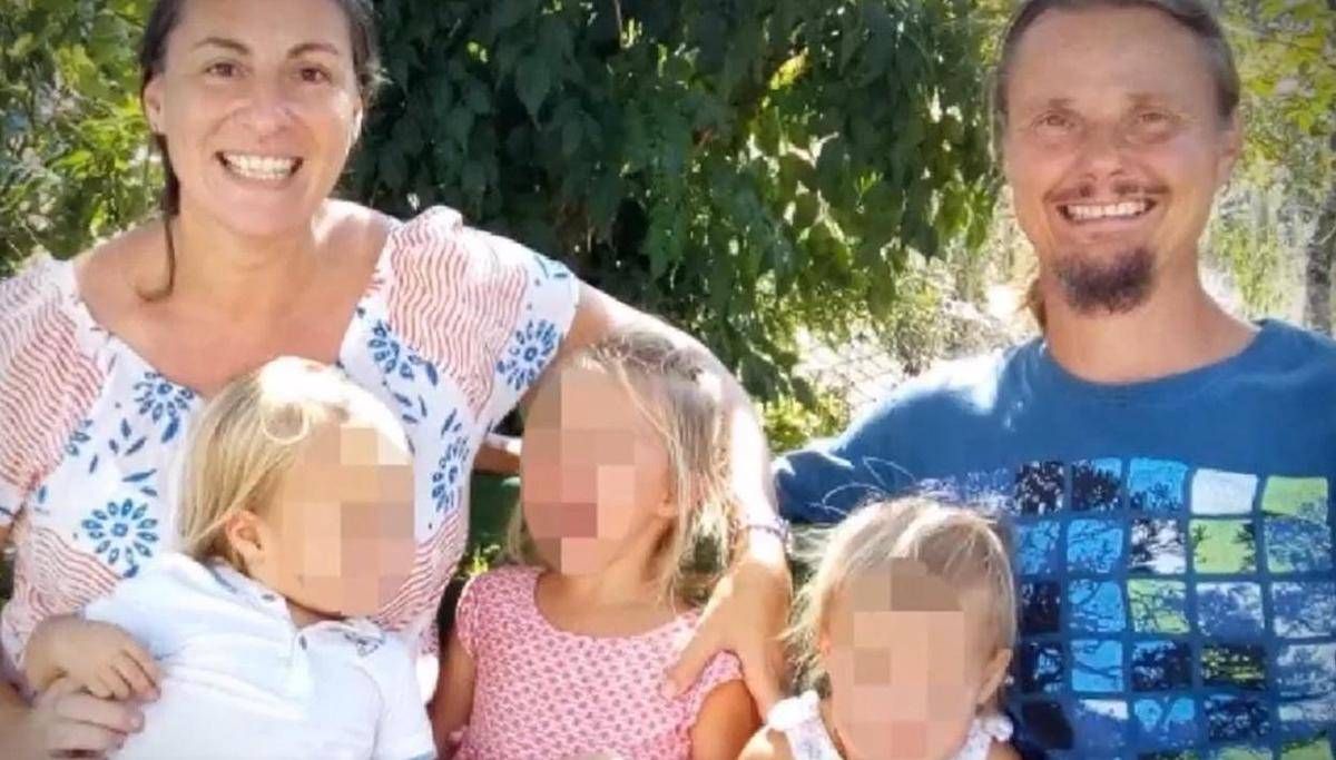 Famiglia nel bosco, Pillon: "I bambini passeranno il weekend da soli con i genitori"