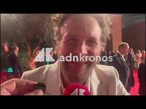 Festa di Roma, è la notte di Jovanotti: lui balla e il red carpet impazzisce - Video