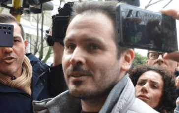 Garlasco i consulenti di Sempio Il killer di Chiara Poggi indossa scarpe taglia 40. Impronta 33 Non e di Andrea 364x230