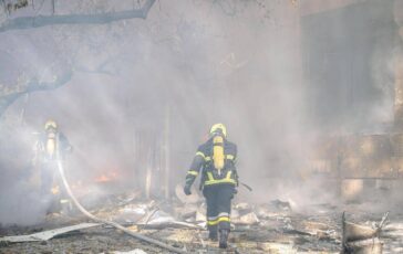 Guerra in Ucraina missili russi nella notte su Kiev Almeno due morti 364x230