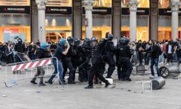 Guerriglia a Milano ai domiciliari uno dei maggiorenni arrestati per scontri e altri quattro in carcere la decisione del Gip 265x160