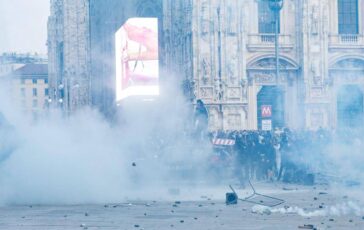 Guerriglia a Milano notte di attesa per i genitori dei fermati Meta sono minori. laltra meta pirla 364x230