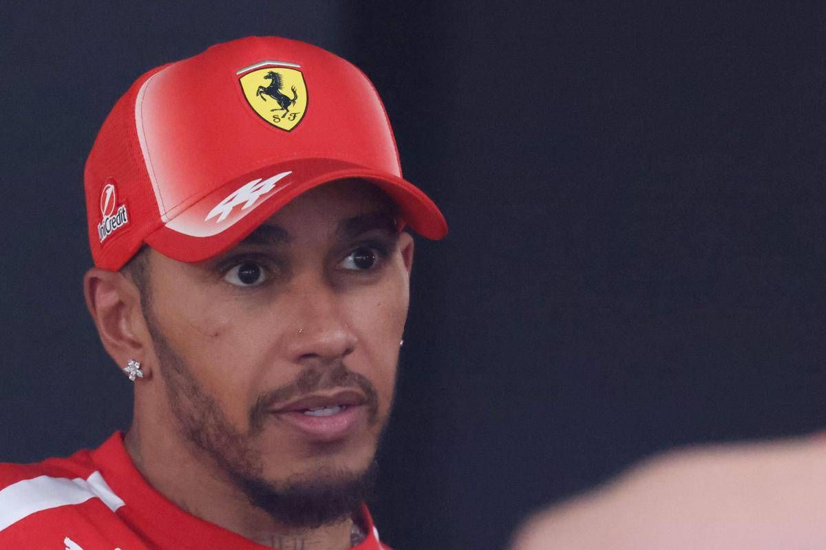 Hamilton difende Vasseur: "E' la persona giusta, puntate il dito su chi è più in alto"