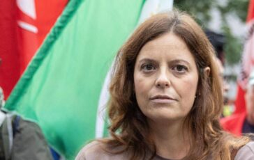 Ilaria Salis Solidarieta a Youssef Siher capro espiatorio ideale. Contro di lui gogna razzista e islamofoba 364x230