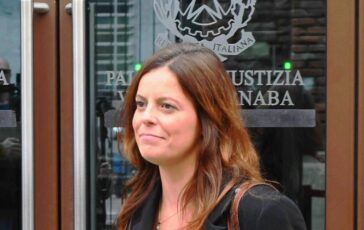 Ilaria Salis e il risarcimento agli ex collaboratori giudici appello annullano sentenza si torna al primo grado 364x230