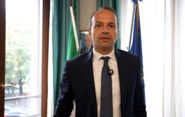 Inps Ricci Con la digitalizzazione della maternita servizi piu semplici per famiglie e imprese 364x230