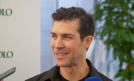 Intesa Sanpaolo Roberto Bolle Sostenerci prenderci ‘per mano e un gesto rivoluzionario oggi 265x160