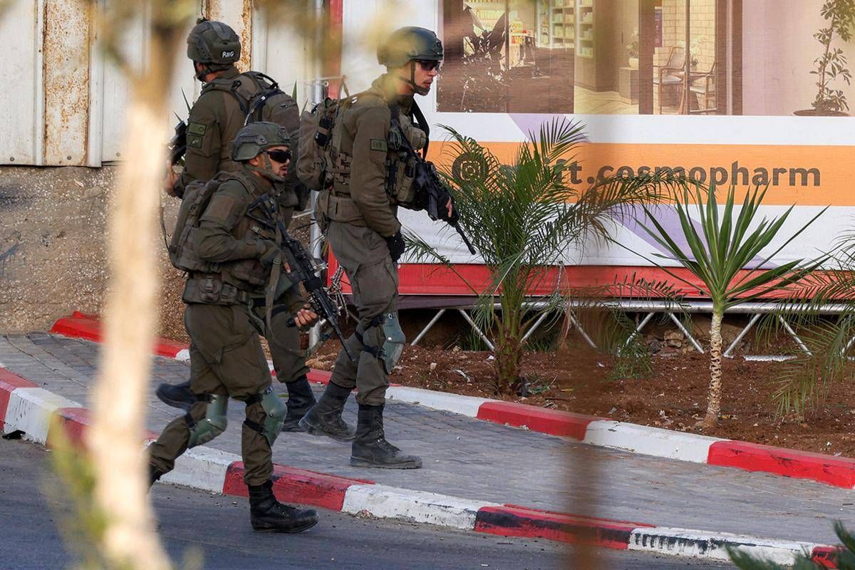 Israele, attacco a Hebron: 2 morti e 5 feriti. Netanyahu ordina "blocco totale Cisgiordania"