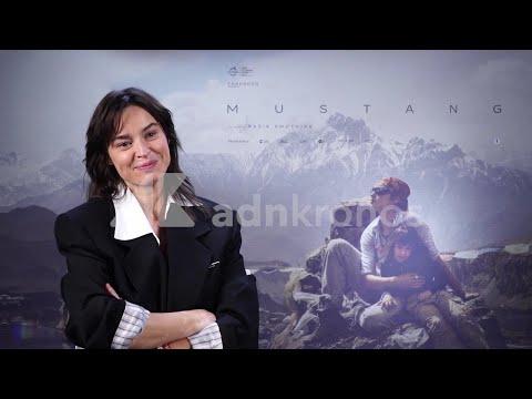 Kasia Smutniak presenta 'Mustang': ""Una scuola sul tetto del mondo il centro della mia vita""
