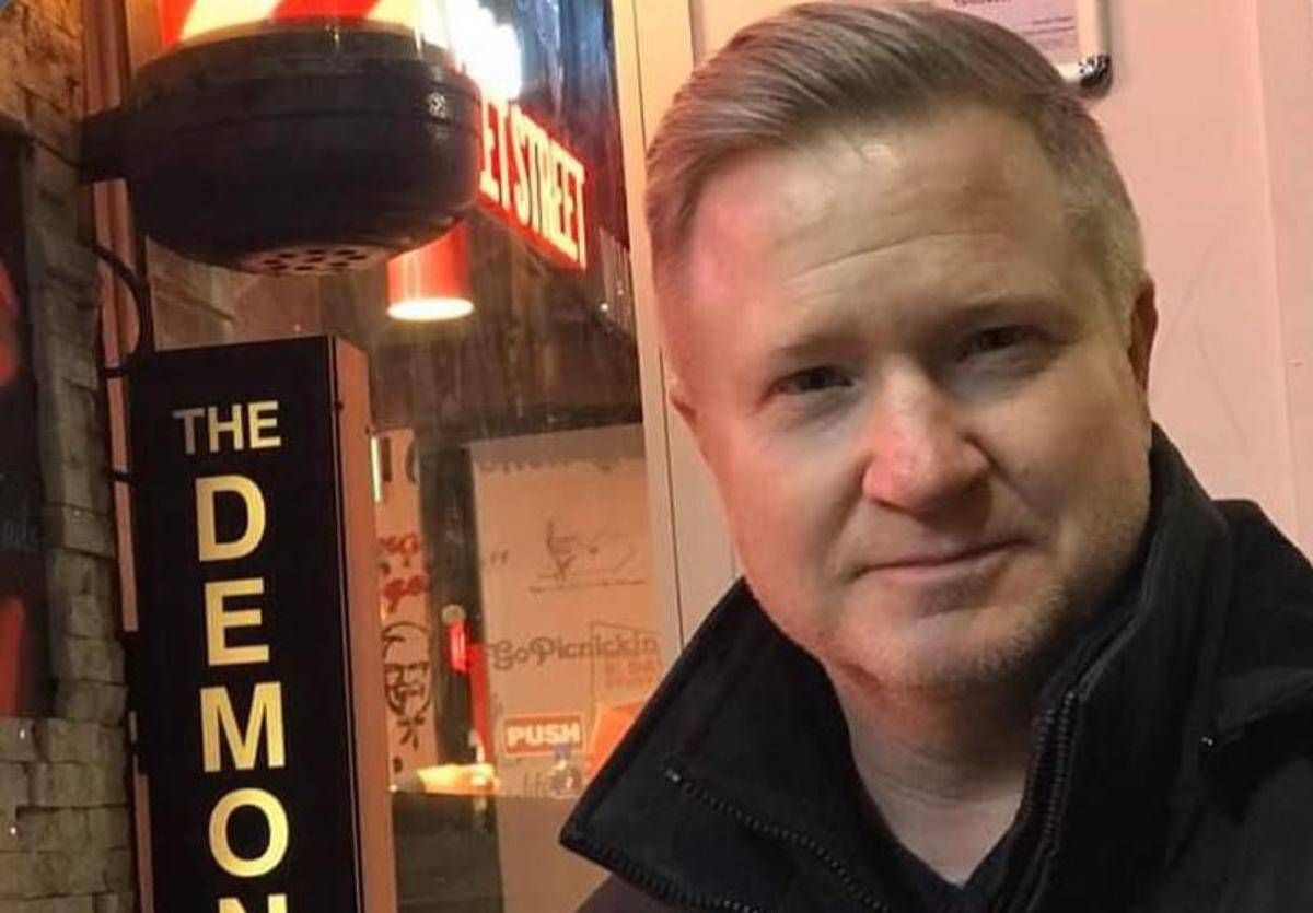 Kevin Bleyer, lo sceneggiatore di 'The Daily Show' morto a 54 anni in un incidente stradale