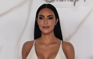 Kim Kardashian compra un Monet per amore di Ragazze a Beverly Hills larte ispirata da un film cult 364x230