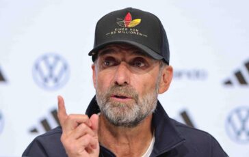 Klopp replica ad AfD Non commento certe assurdita. Cose successo 364x230