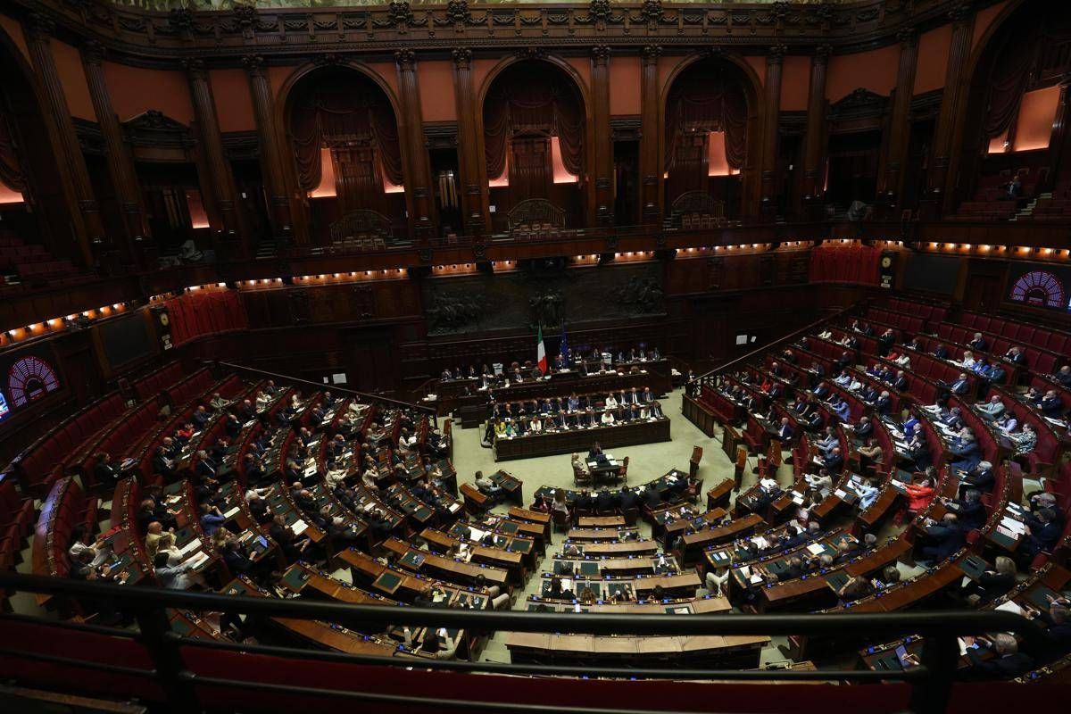 La Camera bersagli di attacchi informatici, nel mirino mail di parlamentari: c'è anche quella di Meloni