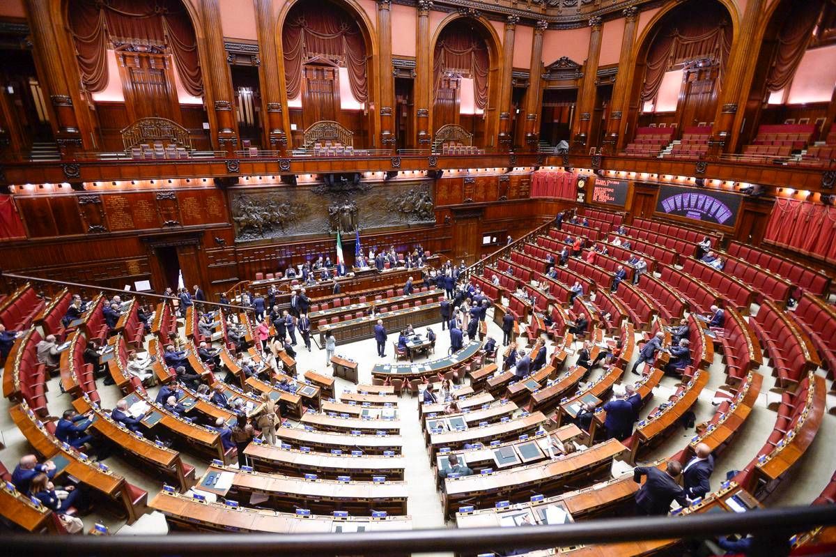 Legge elettorale, dalla Camera via libera alla fiducia su art.1 e 2. Opposizioni: "Incostituzionale"