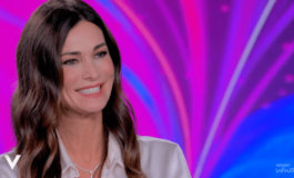 Manuela Arcuri Innamorata del principe Pallavicino Mai dire mai persona meravigliosa 265x160