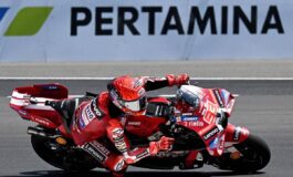 Marquez accelera Bezzecchi e Fernandez cadono cose successo in partenza in MotoGp 265x160
