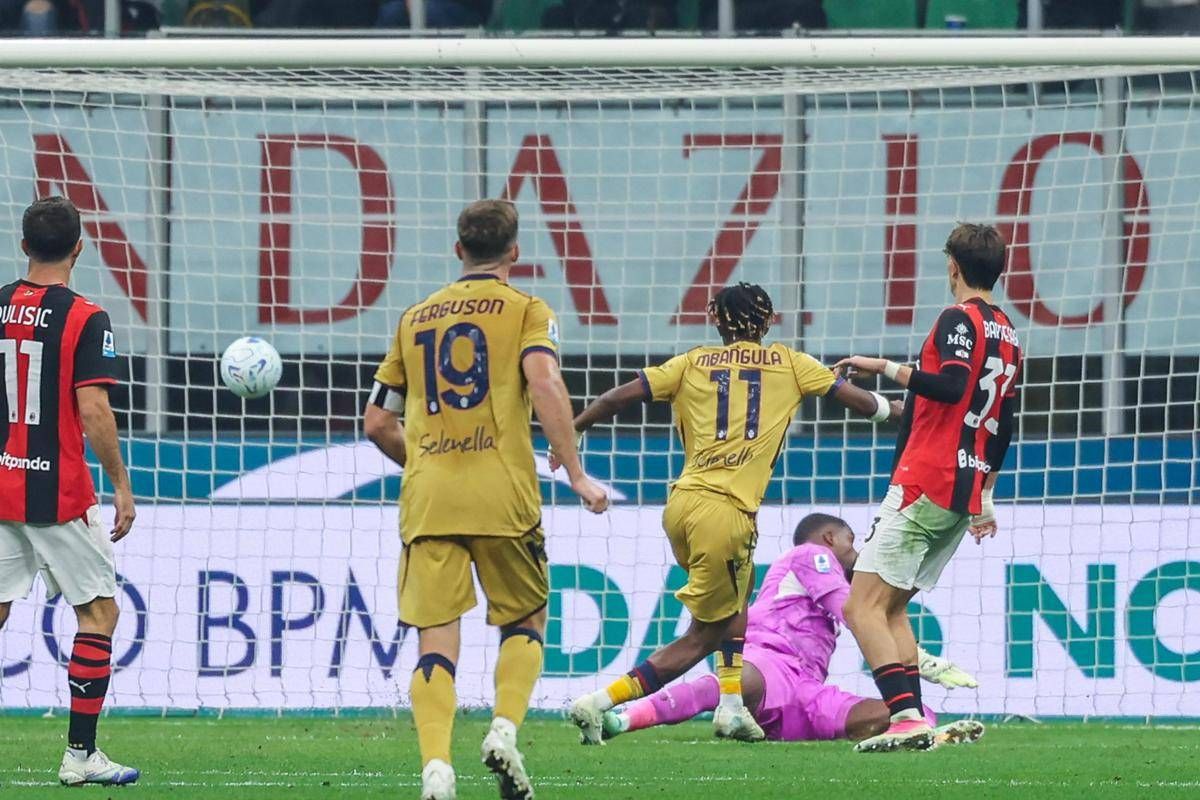 Mbangula come Batistuta, storica tripletta a San Siro contro il Milan dell'ex Juve