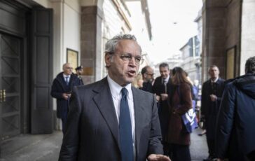 Mentana ironizza Fenomeni social spiegano dove andro dopo La7 364x230