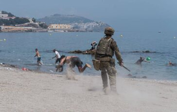 Migranti Ceuta Italia e Spagna concordano stop a sospensione Schengen 364x230