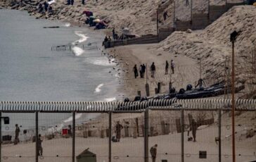 Migranti Italia proroga i controlli alla frontiera con la Spagna per altri sette giorni 364x230