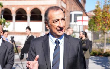 Milano Sala Si ai militari ma serve un piano nazionale per ladolescenza 364x230