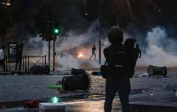 milano scontri e devastazioni tre minori restano in carcere 21 ai domiciliari o in comunita 2