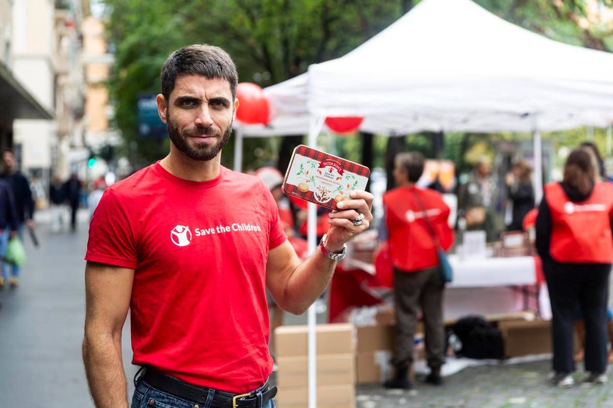 Minori: Marco Rossetti di 'Doc' in piazza con Save the Children per il weekend dei BisBuoni﻿