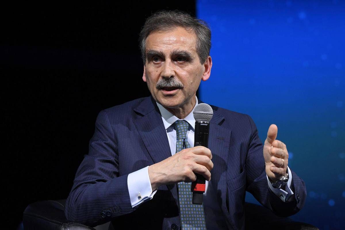 Mps, Lovaglio: "Sorpresi da cambio rotta Intesa Sp, era favorevole a fusione con Mediobanca"