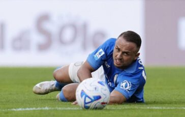 Napoli tegola Lobotka problema alla caviglia sinistra lo slovacco esce in barella 364x230
