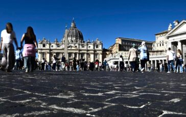 Papa Leone XIV il fratello Annuncio e stato uno choc anche io sono in cura per tumore 364x230