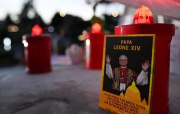Papa Leone sara dimesso oggi dal Gemelli domani lAngelus dallappartamento pontificio 364x230