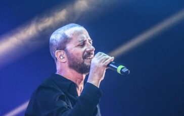 Per Raf nuovo intervento alla faringe saltano i concerti del tour Infinito Palasport 364x230