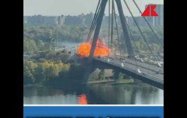 Perche i russi attaccano i ponti sul Dnipro 364x230