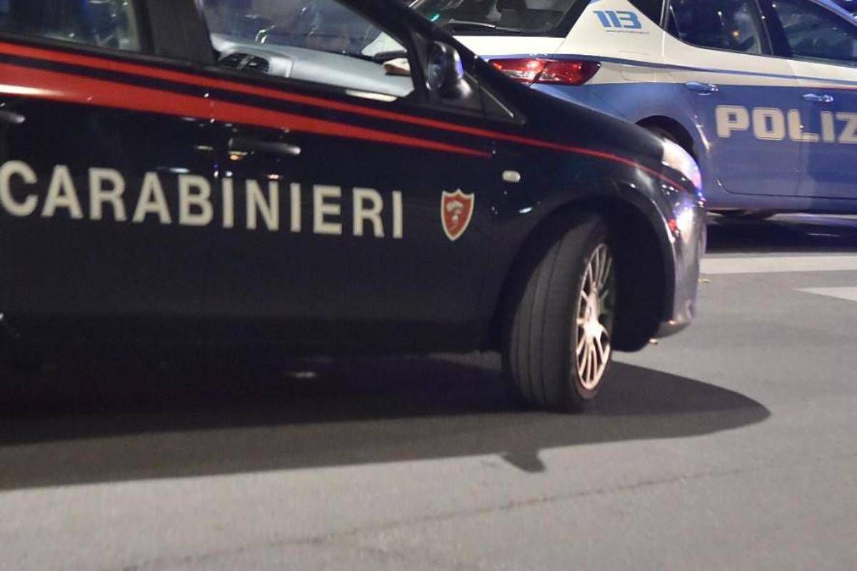 Prato, omicidio nella Chinatown: uomo ucciso a colpi di pistola e dato alle fiamme