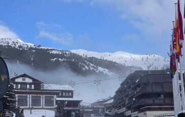 Prima neve a Sestriere le montagne della Vialattea si imbiancano ecco le immagini 364x230