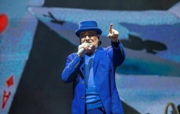 renato zero compie gli anni lannuncio di un nuovo progetto mi sono regalato unaltra perla 2