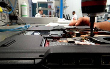 Riparare invece di sostituire il nuovo valore della tecnologia 364x230