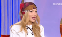 Rita Rusic Indosso una bandana perche sono stata operata avevo un tumore maligno 265x160