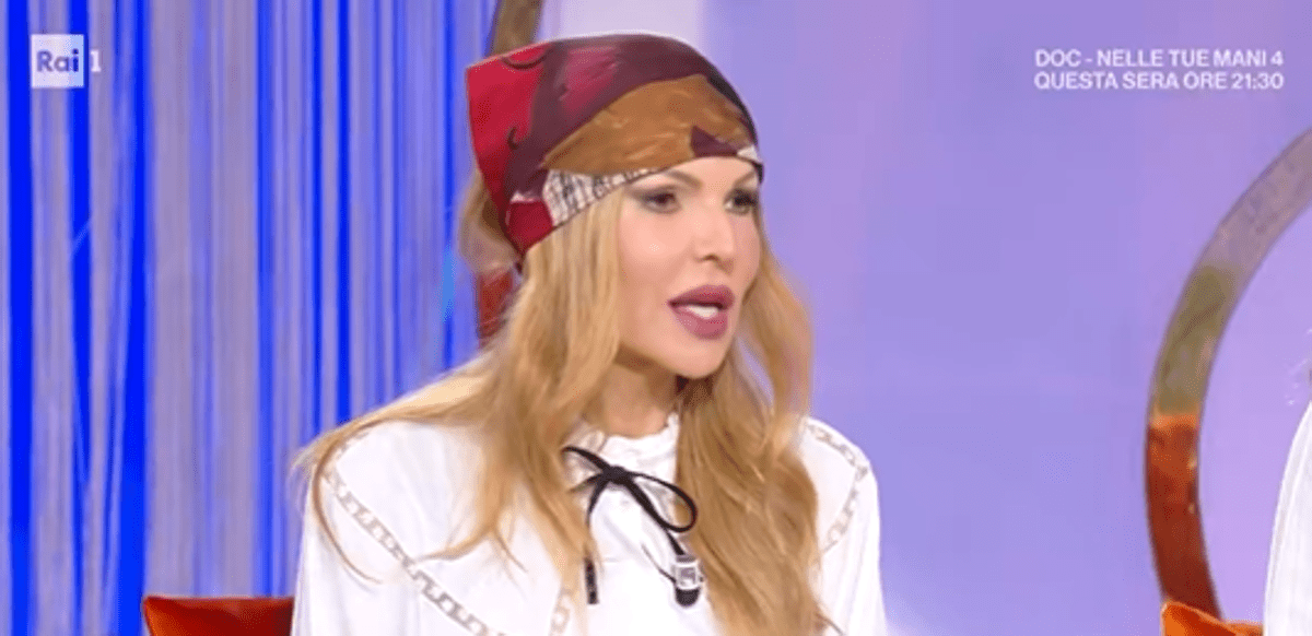 Rita Rusic: "Indosso una bandana perché sono stata operata, avevo un tumore maligno"