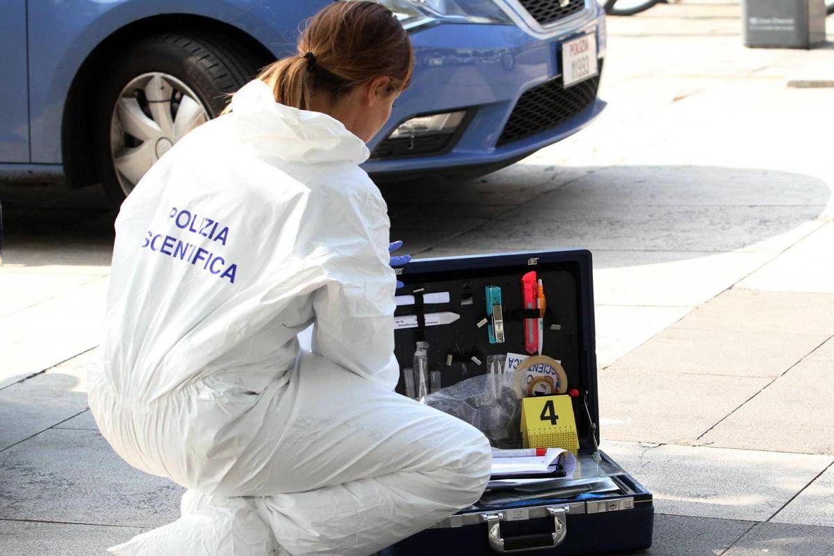 Roma, 89enne uccide la moglie e si suicida: l'anziana era malata oncologica