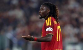 Roma in ansia per Kone si accascia in campo al 16 entra Pisilli 265x160