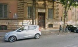 Roma lista stupri e una svastica nei bagni del liceo Righi 265x160