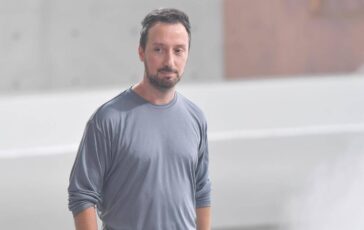 Saint Laurent finisce lera Vaccarello dieci anni che hanno cambiato la maison 364x230