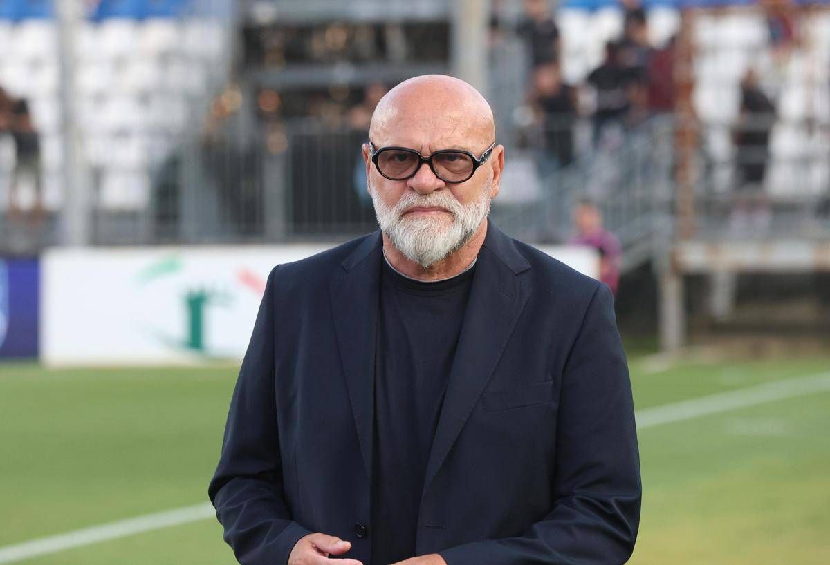 Salernitana, Serse Cosmi si sfoga in conferenza e 'cambia' (ancora) voce